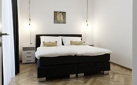 Aaa All About Apartments - Schoenbrunn